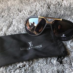 Glasses new never worn. Make offer